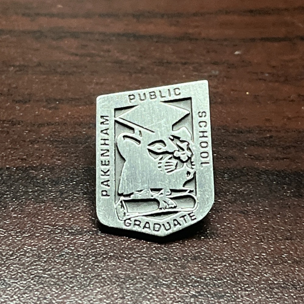 Pakenham Public School Graduate‎ Lapel Hat Pin Solid Pewter